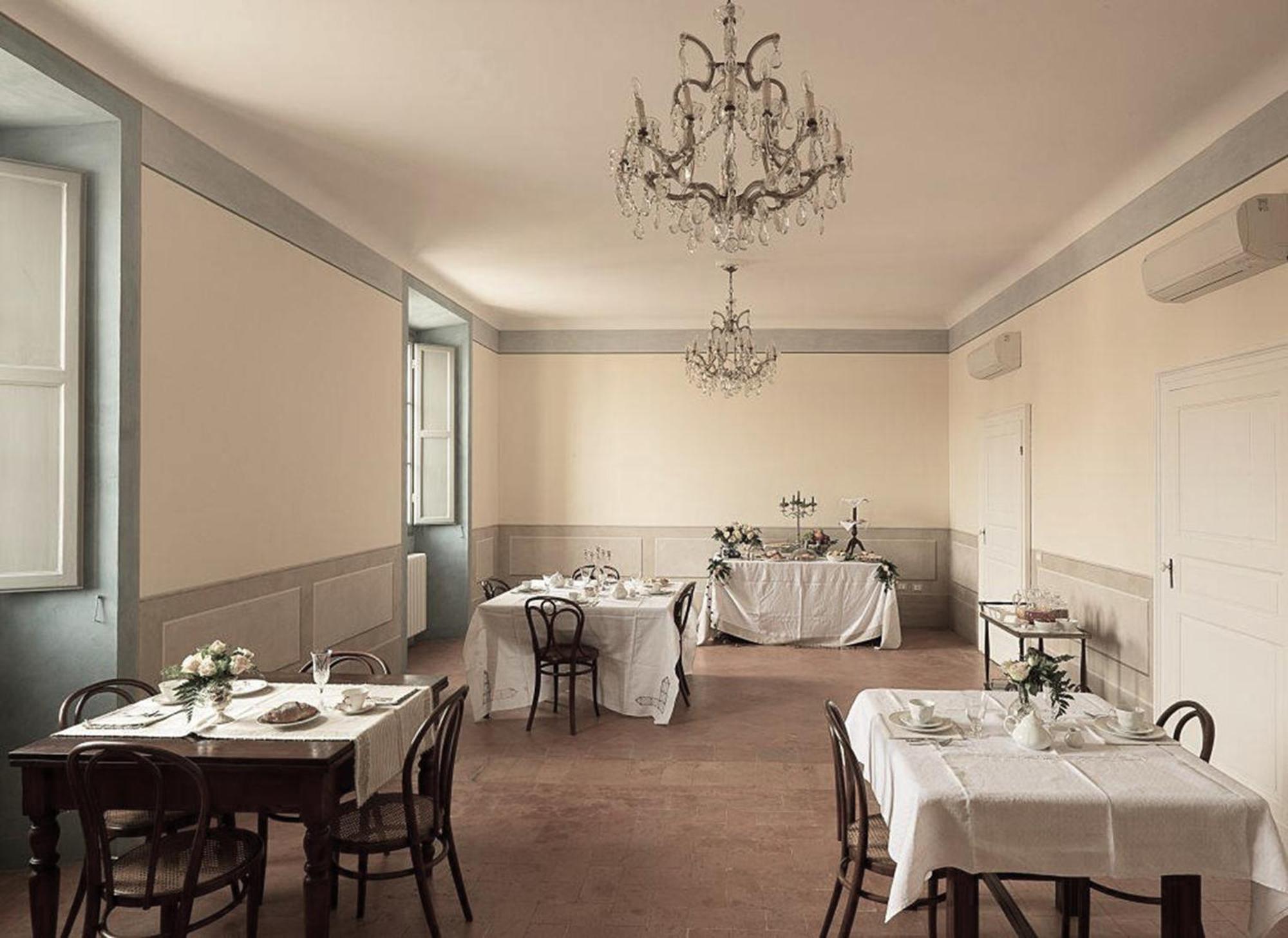 B&B Palazzo Mattei Novafeltria Bagian luar foto