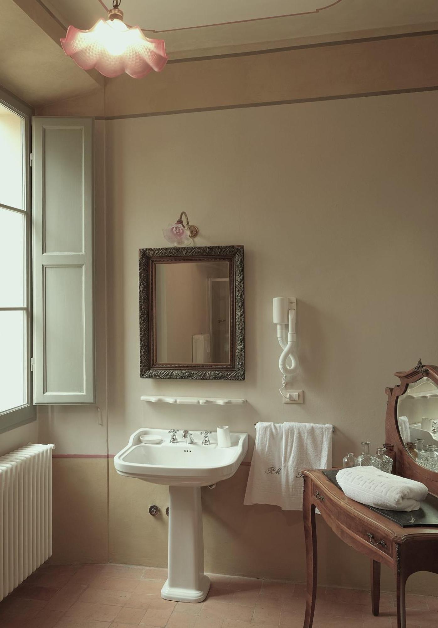 B&B Palazzo Mattei Novafeltria Bagian luar foto